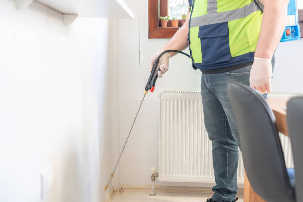 Best Commercial Pest Control Services  in Richmond, IL